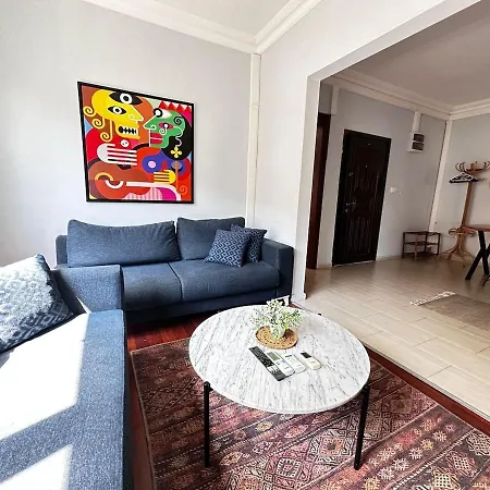 Apartment Four Bedroom In Taksim, 4acs, Uelk 2 Istanbul