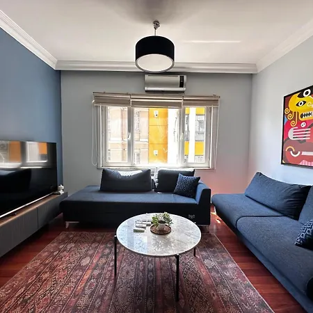 Apartment Four Bedroom In Taksim, 4acs, Uelk 2