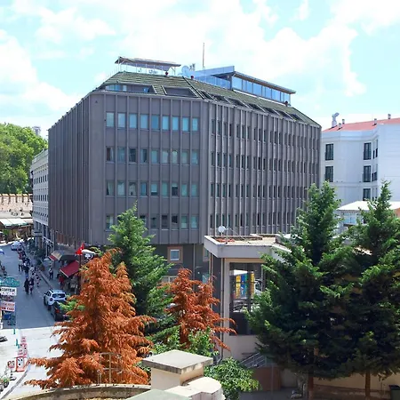 The Amara Hotel 3*