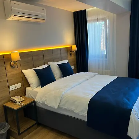 Hotel The Blue 3*