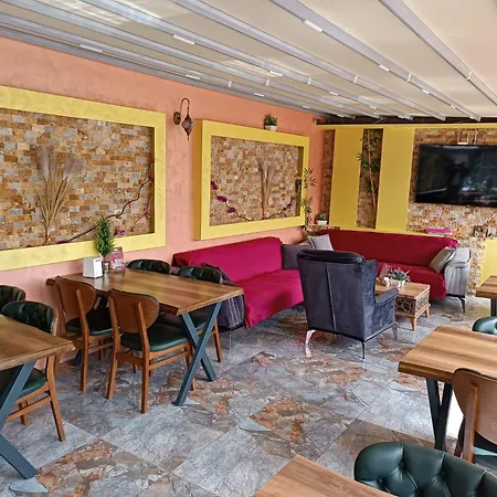 Hotel Grand Bona Sera 2*