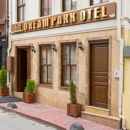 Dream Park 3*