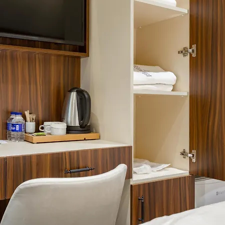 Hotel Dream Park 3*
