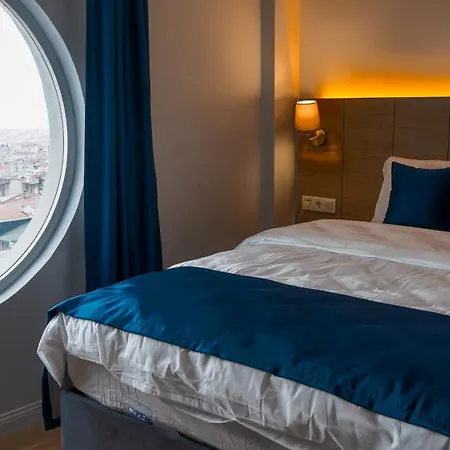 Hotel The Blue