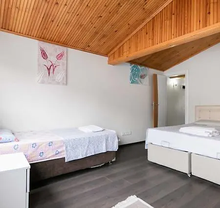 Aparthotel Cmy