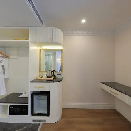 מלון Golden Horn Bosphorus 4*