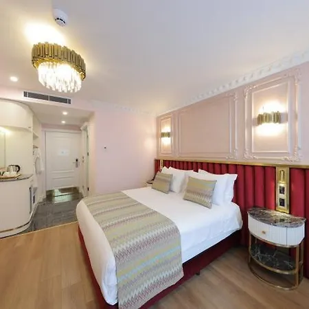 מלון Golden Horn Bosphorus 4*
