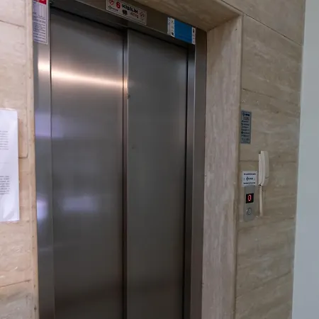 Apartment Cukurcuma 2br Stylish Interior *