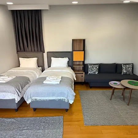 アパートホテル Istanbul Guesthouse *