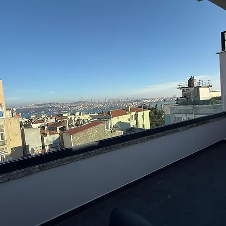 Istanbul Guesthouse アパートホテル イスタンブール