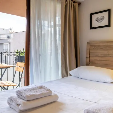 La Perla Otel