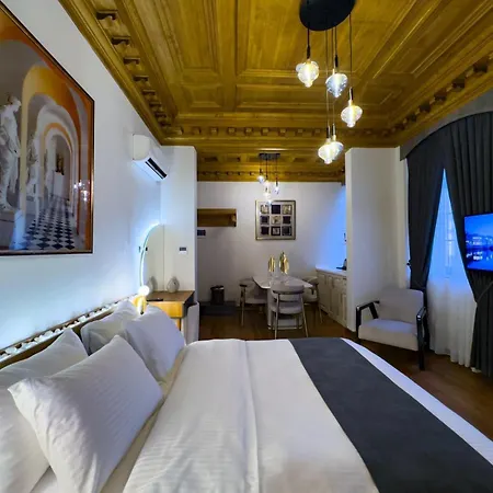 Elmira Pera & - Special Class Hotel *