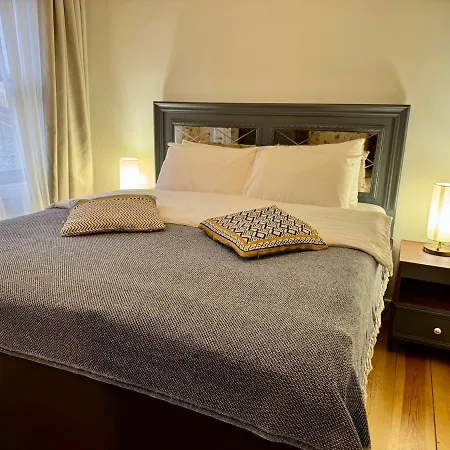Willa Nostalgic & Comfortable Historical Home!