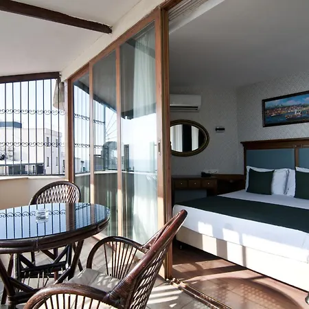 Artefes Old City 4*