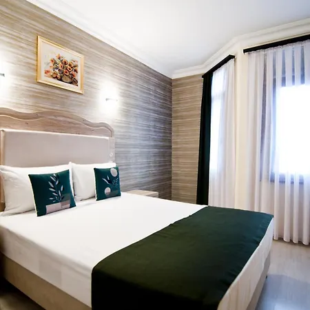 Artefes Old City 4*
