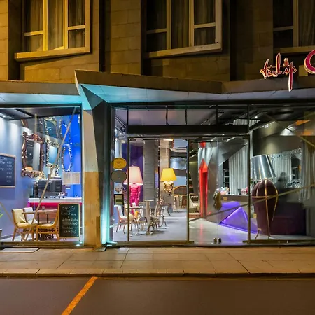 Tulip & 4* Istanbul