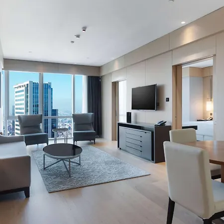 Hotel Wyndham Grand Levent & Conference Center 5*