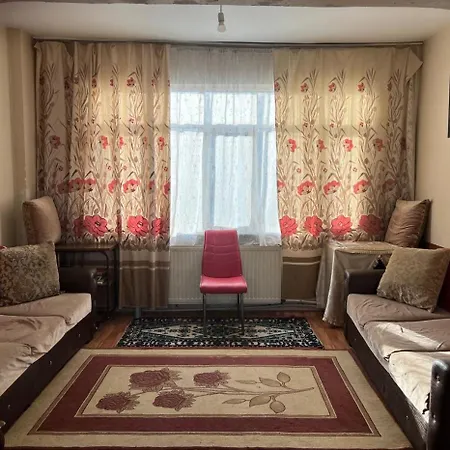 Men's In Fatih, Hostel