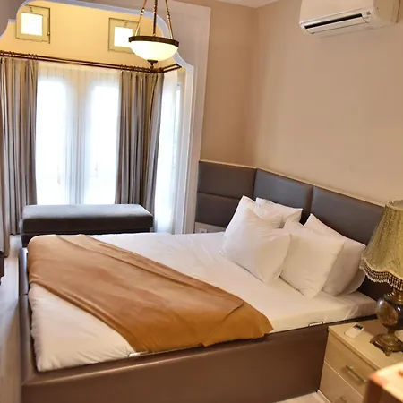 Hermes Country Club Отель *