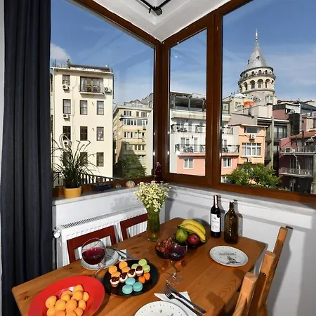 Appartement Galata Tower Is Almost In Your Bedroom And In The Balconies Rooftop Terrace With Golden Horn View