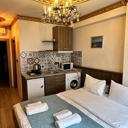 Aparthotel Taksim White Family *