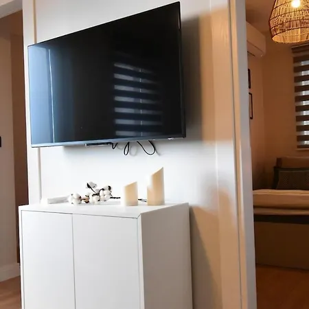 Apartment Stunning 2br 3ac Near Metro - Ym 3 Istanbul