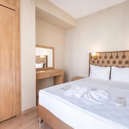 Hotel Lavin &