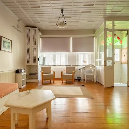 Terrace Triplex In Peninsula Villa Istanbul