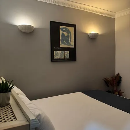 Perahomes For Light Sleeper Apartment *