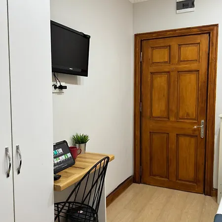 Apartment Perahomes For Light Sleeper