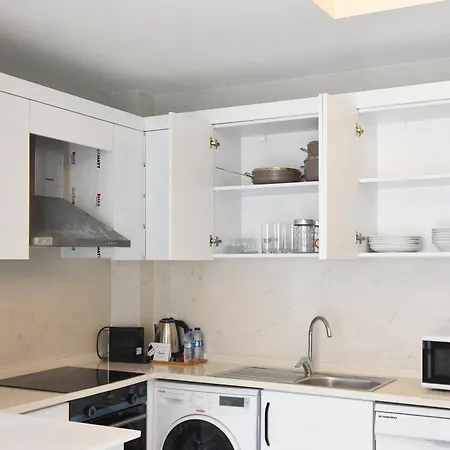 Brand New With 2 Beds & Office Apartment *
