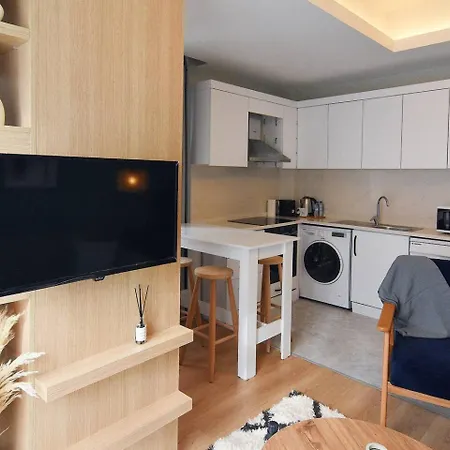 Apartment Brand New With 2 Beds & Office *