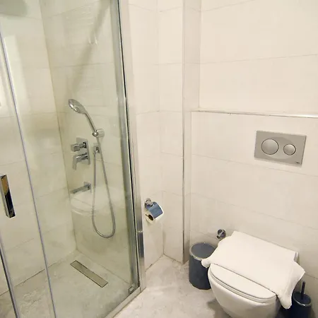 Brand New With 2 Beds & Office Istanbul