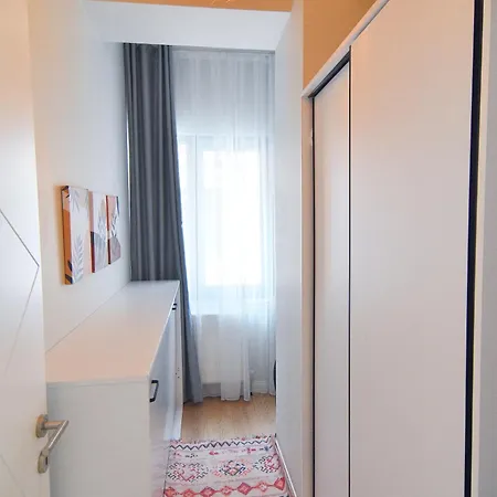 Brand New With 2 Beds & Office Apartment *