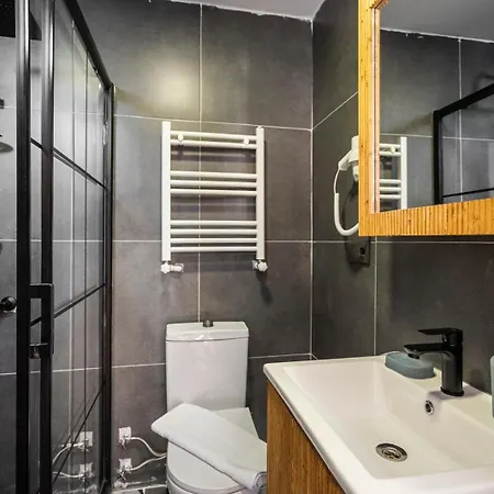 Leyan Otel