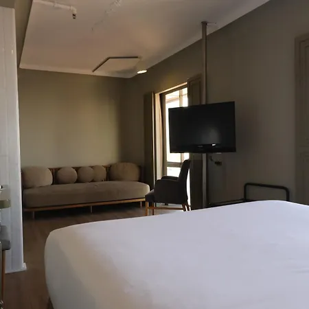 Otel The Cettia