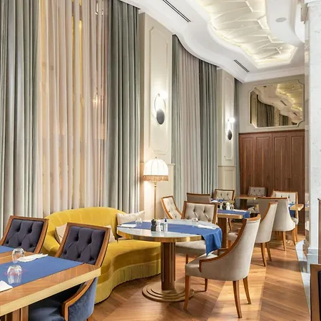 Orientbank Istanbul, Autograph Collection Hotel 5*