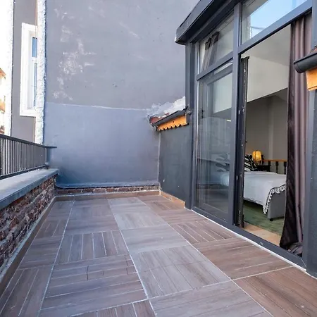 Villa Private Fourlex House With Location Istanbul