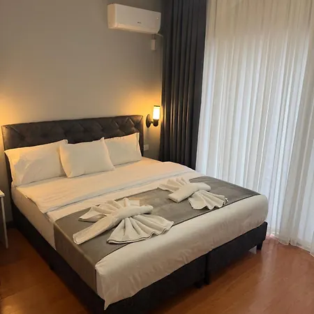 Hotel Galley Port 2*