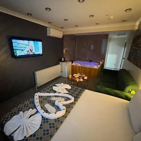 Ottoman Hotel *