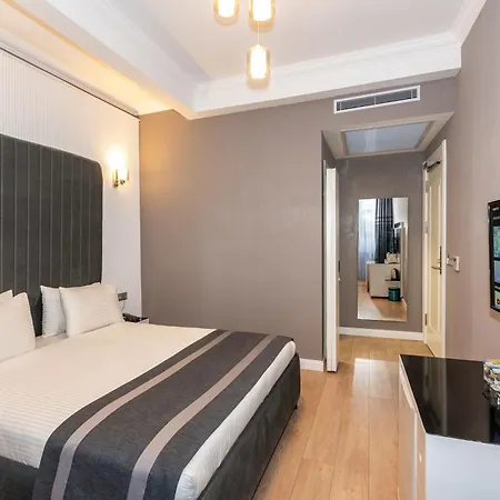 Hotel The Now
