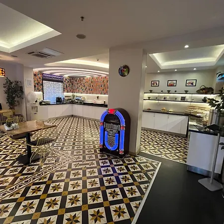 تيمبو كاجلايان 3*