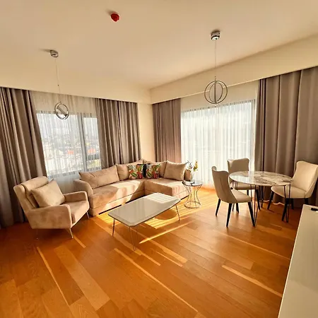 Divan - Guenesli Near Atakoey Metro Station Apartment