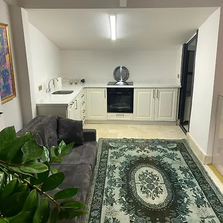 Apartment Ab Residences- Private Independent