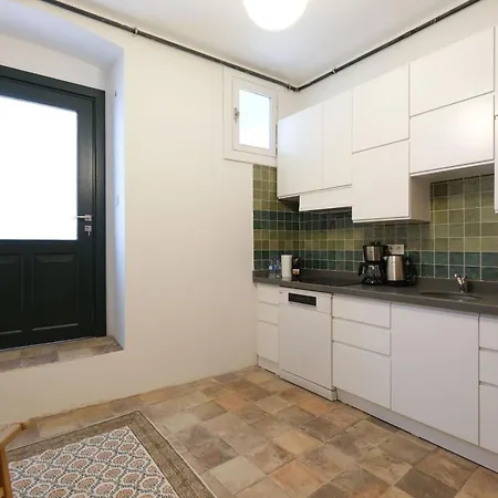Apartamento Casa Isabel - Amazing 5br House In Prime Location *
