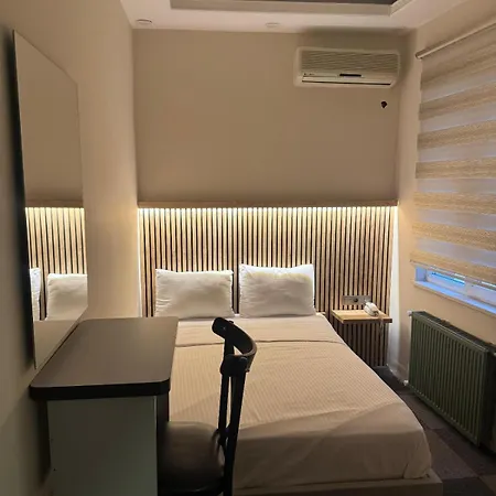 Hotel Rafinn *
