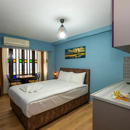 Taksimantiqueotel 호텔