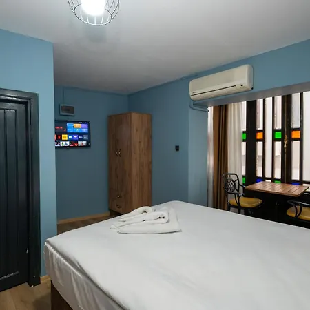 호텔 Taksimantiqueotel 2*