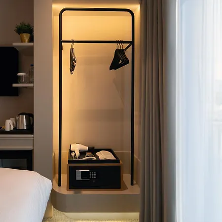 Otel Lunet Old