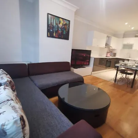 Cts Elysium Taksim Apartament *